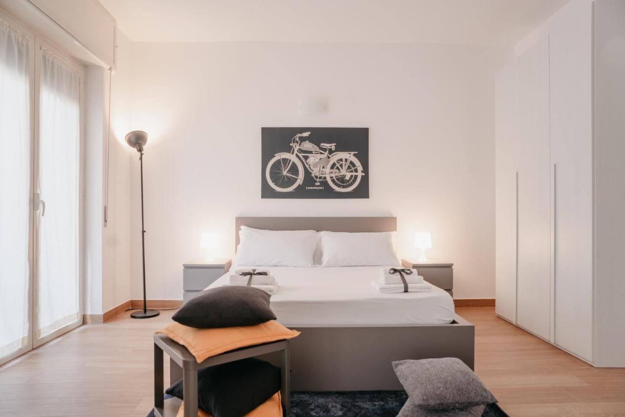 Apartament Brombeis Aurea By Casanapoletana - Town Center Neapol Zewnętrze zdjęcie