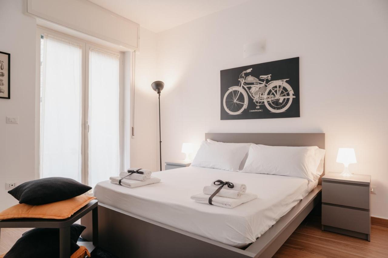 Apartament Brombeis Aurea By Casanapoletana - Town Center Neapol Zewnętrze zdjęcie